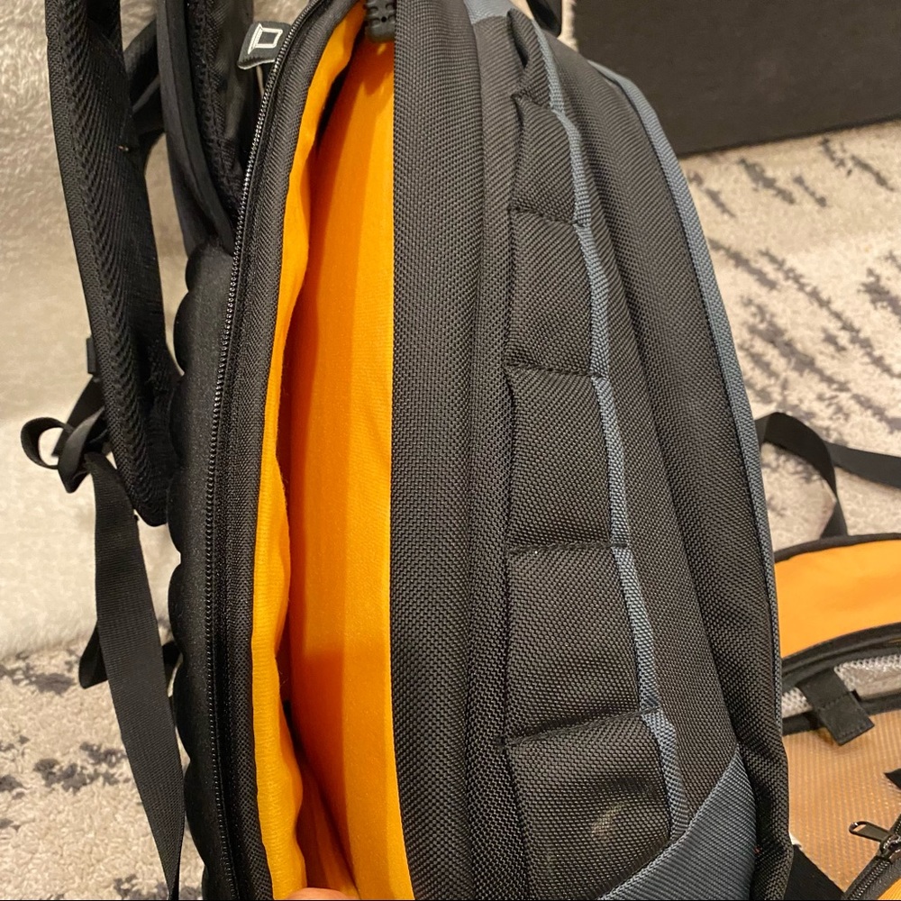 Kata Bag professional camera backpack with weather cover - Picture 6 of 14